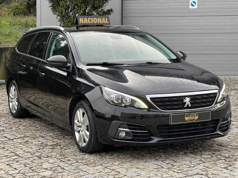 Preto Usado 2018 Peugeot 308 Carrinha | € 17.900 - Imagem 1/4