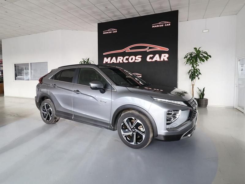 Cinza Usado 2021 Mitsubishi Eclipse Cross SUV | € 20.900 (Preço elevado) - Imagem 1/4
