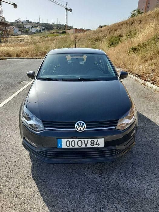 Usado 2014 VW Polo Sedan | € 8.000 (Bom preço) - Imagem 1/4