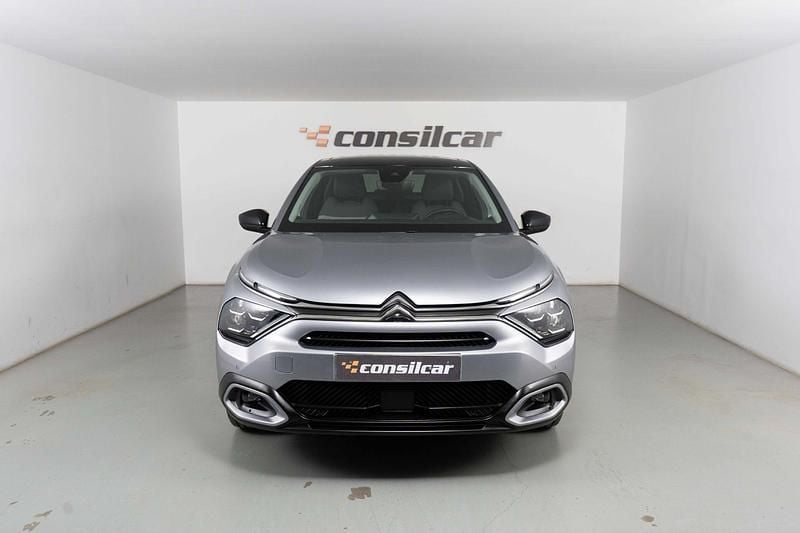 Cinza Usado 2024 Citroën C4 PureTech SUV | € 21.890 (Preço justo) - Imagem 1/4