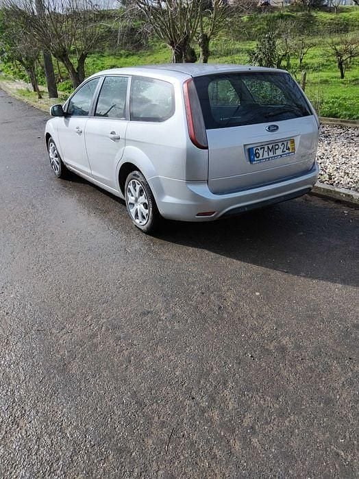 Usado Ford Focus 120 HP (88 kW) 2008 Sedan