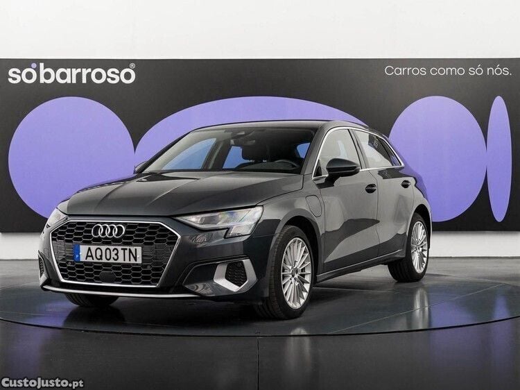 Cinza Usado 2022 Audi A3 Sportback e-tron Advanced Sedan | € 28.490 (Preço justo) - Imagem 1/1
