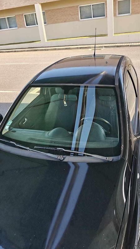 Usado Opel Corsa 90 HP (66 kW) 2004 Preto Citadino