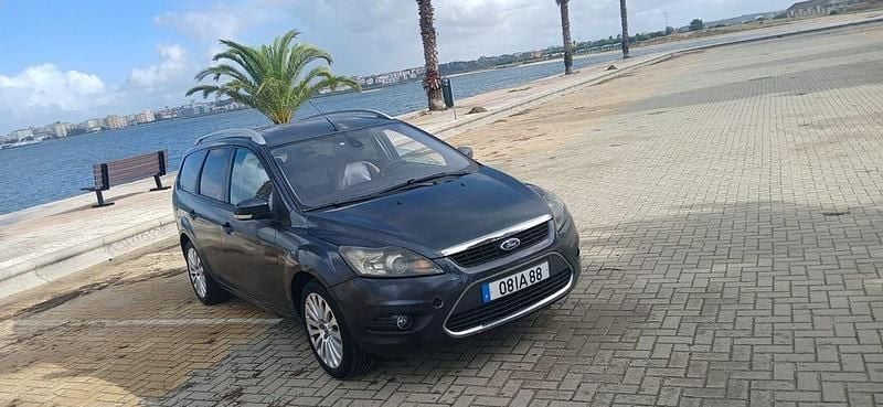 Usado 2009 Ford Focus Sedan | € 2.990 (Super Preço) - Imagem 1/4