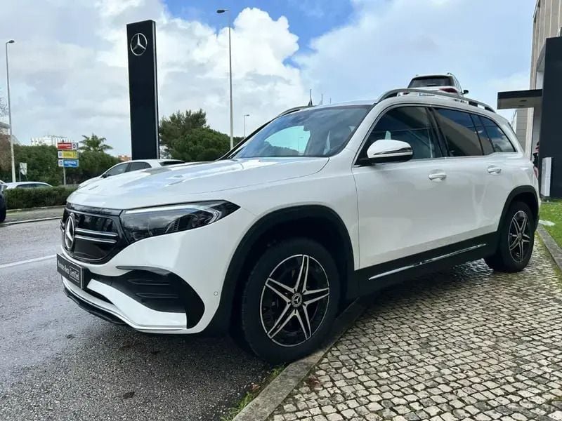 Branco polar Usado 2024 Mercedes EQB350 Advanced SUV | € 63.900 - Imagem 1/4