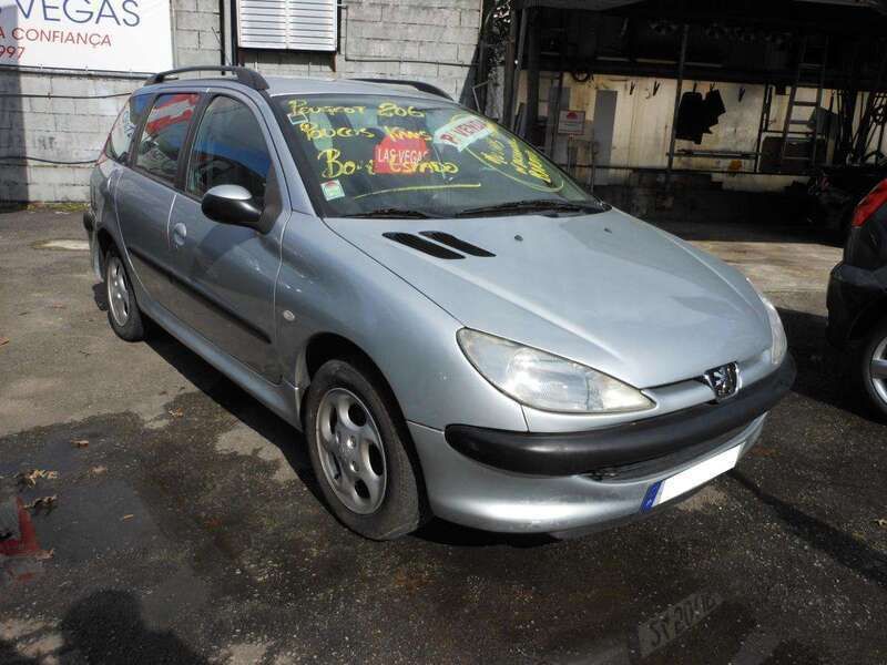 Cinzento Usado 2003 Peugeot 206 Carrinha | € 3.900 (Preço justo) - Imagem 1/3
