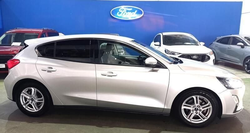 Cinzento Usado 2019 Ford Focus Business Edition | € 18.900 (Caro) - Imagem 1/4