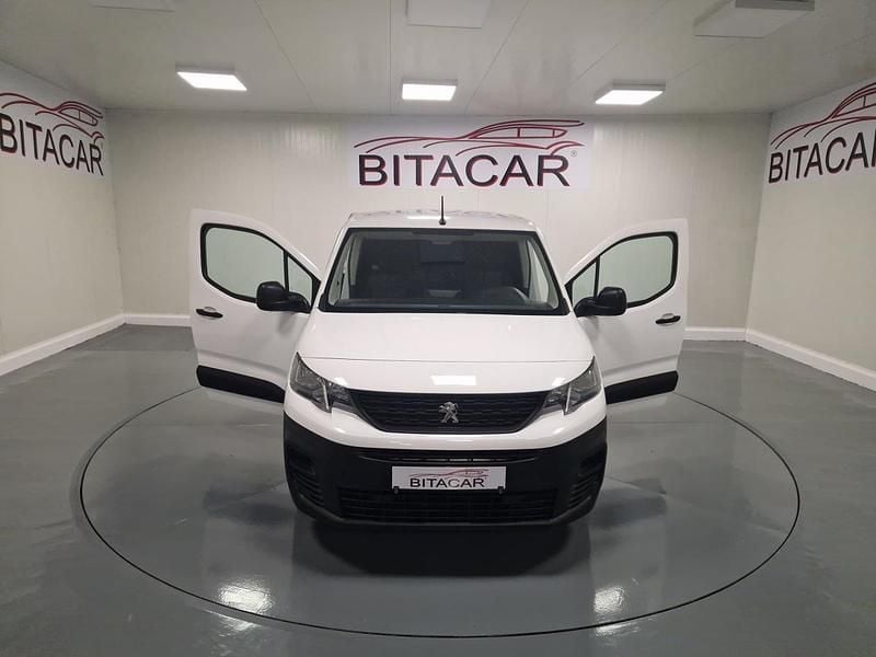Branco Usado 2020 Peugeot Partner Van | € 15.950 (Preço elevado) - Imagem 1/1