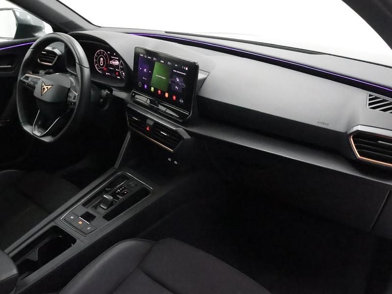 Usado Cupra Leon 150 HP (110 kW) 2024 Cinza Carrinha