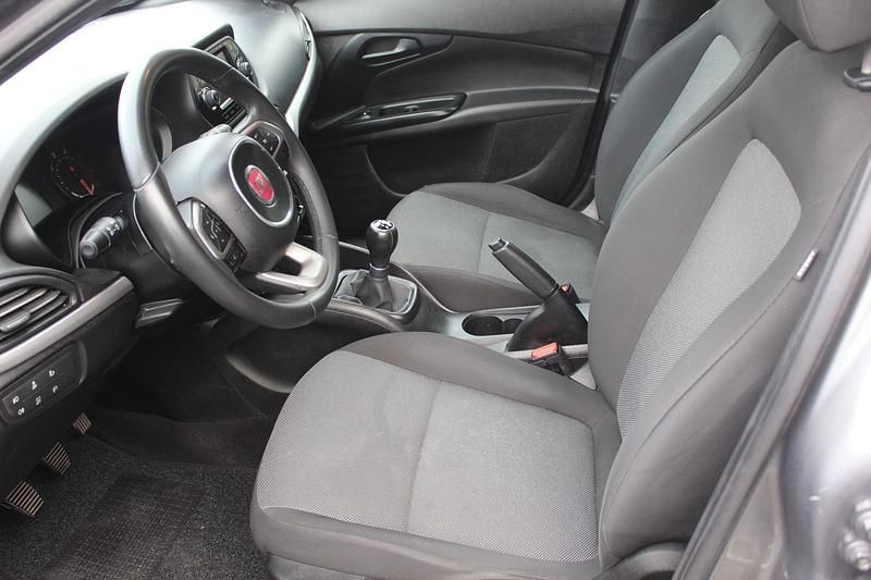 Usado Fiat Tipo Street 95 HP (69 kW) 2020 Cinza Carrinha