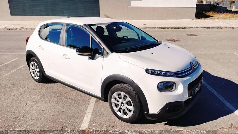 Branco Usado 2019 Citroën C3 Citadino | € 9.950 (Preço justo) - Imagem 1/4