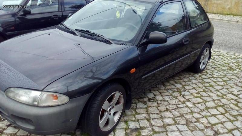 Mitsubishi colt 1994