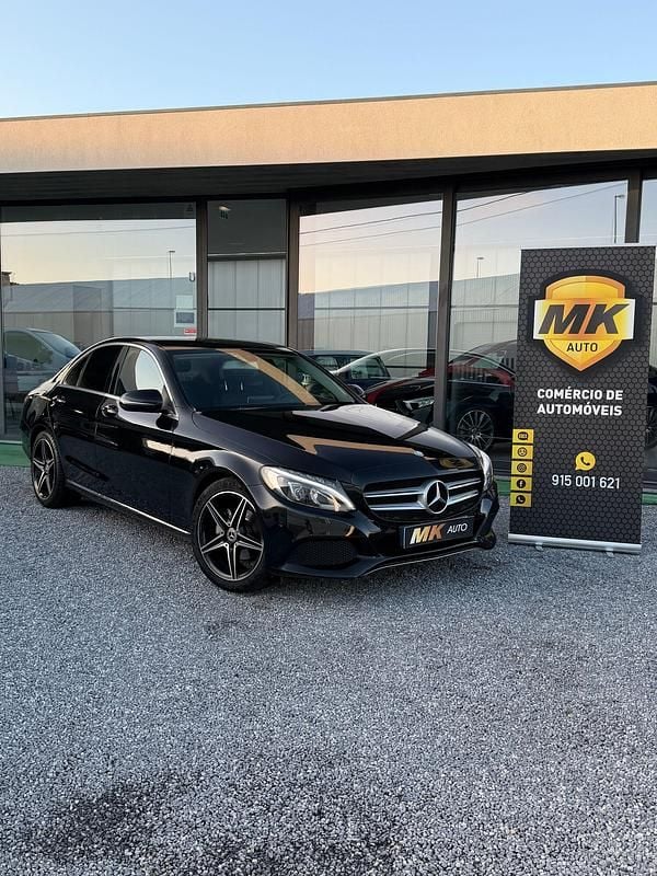 Preto Usado 2019 Mercedes C180 Avantgarde Sedan | € 20.500 (Bom preço) - Imagem 1/4
