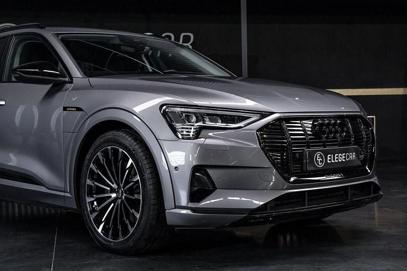 Usado Audi e-tron Advanced 300 kW (408 HP) 2020 Cinza SUV