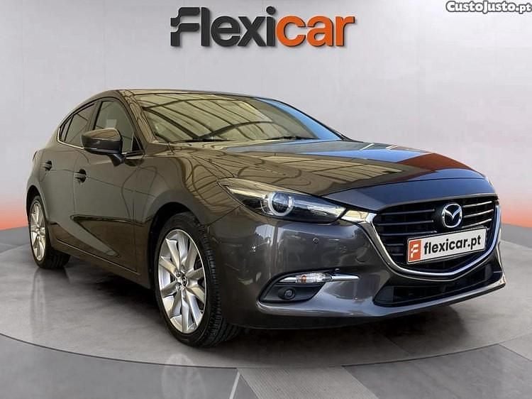 Cinza Usado 2018 Mazda 3 Sky | € 13.890 (Bom preço) - Imagem 1/1