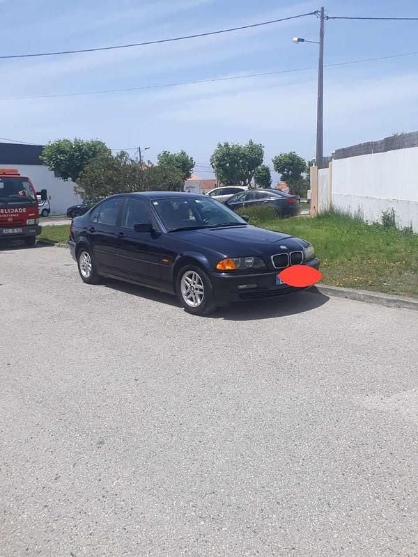 Usado BMW 316 102 HP (75 kW) 2000 Azul Carrinha