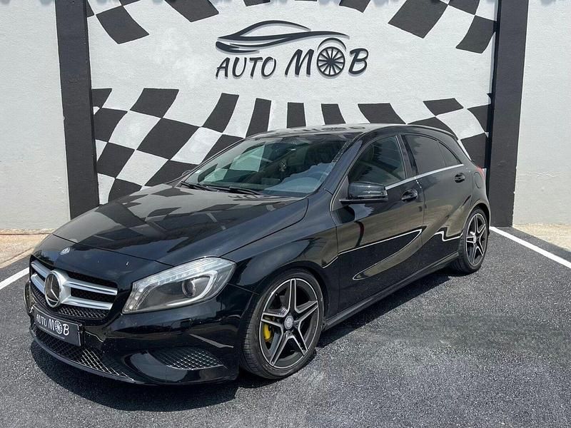 Preto Usado 2013 Mercedes A180 AMG line | € 14.489 - Imagem 1/4
