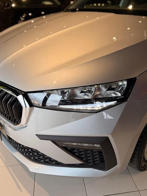 Usado Skoda Scala 116 HP (85 kW) 2024 Cinza Citadino