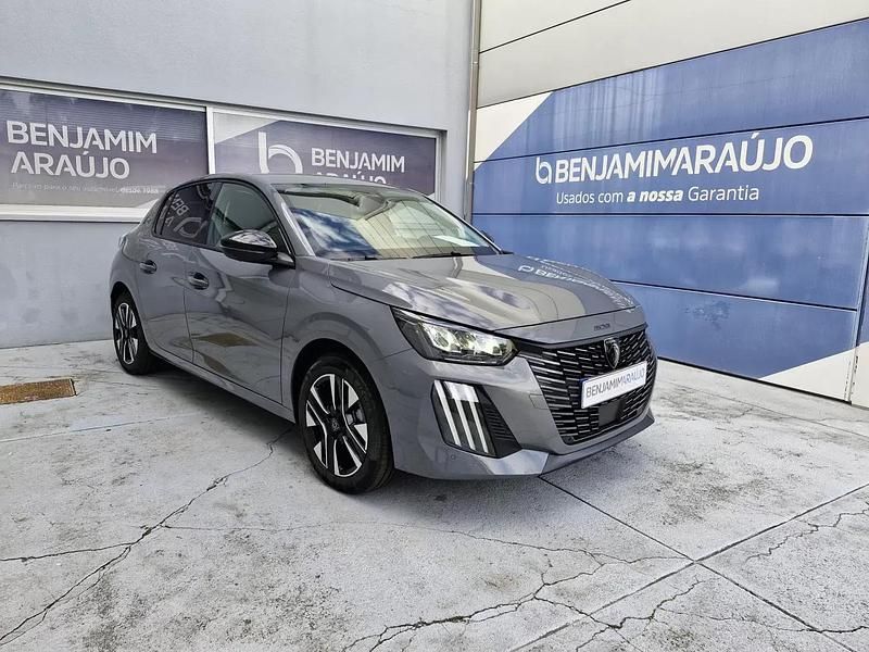 Cinza Usado 2025 Peugeot e-208 Citadino | € 30.150 (Caro) - Imagem 1/4