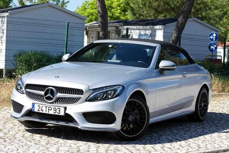 Cinzento Usado 2017 Mercedes C250 Cabrios | € 35.000 (Preço elevado) - Imagem 1/4