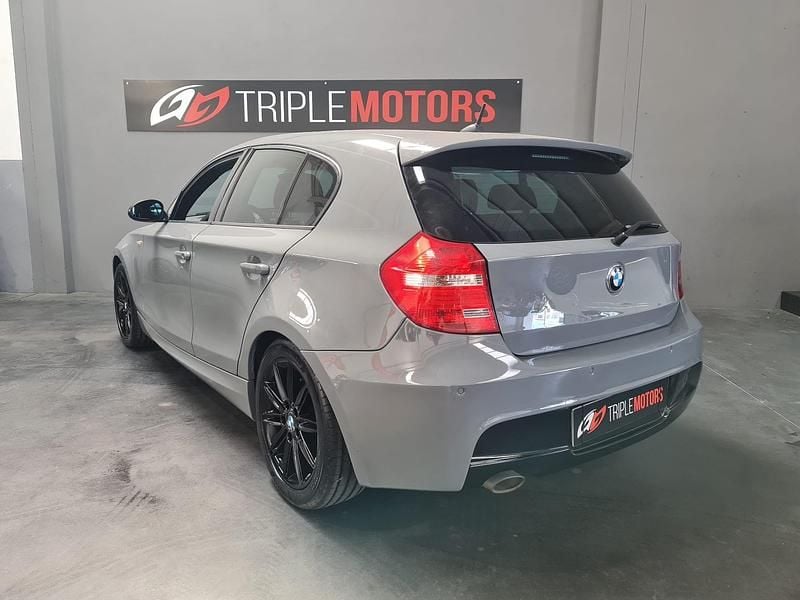 Preto Usado 2008 BMW 120 Citadino | € 13.350 (Caro) - Imagem 1/4