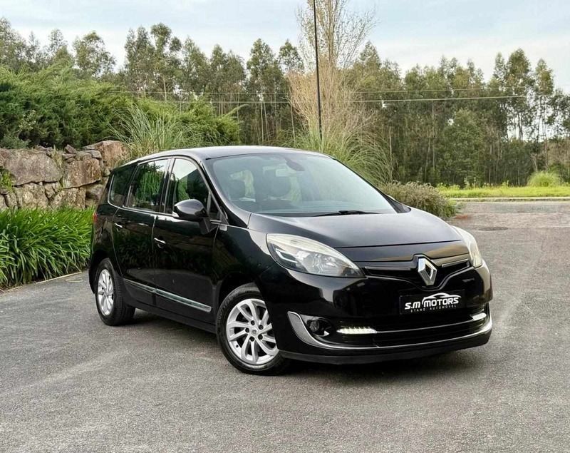 Preto Usado 2013 Renault Grand Scénic III Monovolume | € 8.900 (Preço justo) - Imagem 1/4