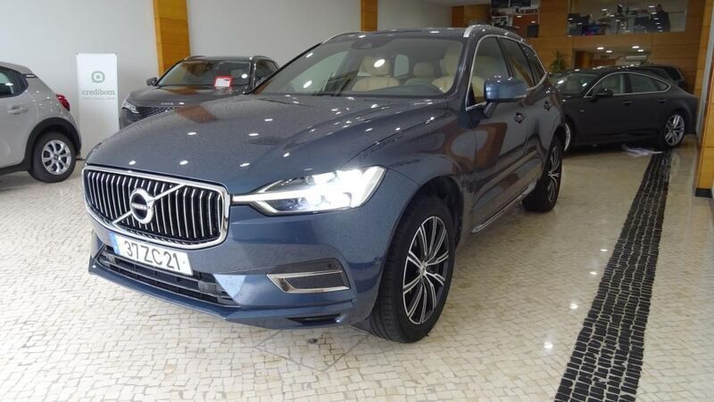Azul Usado 2019 Volvo XC60 SUV | € 34.900 (Preço justo) - Imagem 1/4