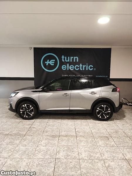 Cinza Usado 2022 Peugeot e-2008 GT SUV | € 21.500 (Bom preço) - Imagem 1/1