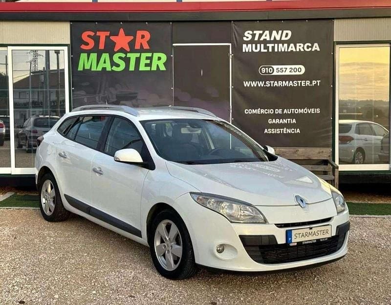 Branco Usado 2009 Renault Mégane III Citadino | € 5.250 (Bom preço) - Imagem 1/4