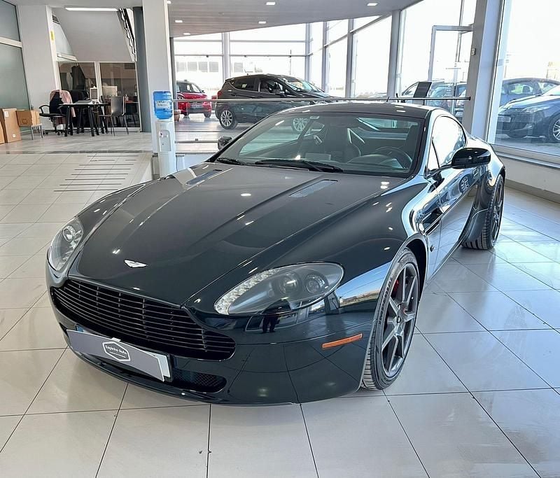 Preto Usado 2007 Aston Martin V8 Vantage Coupé | € 59.900 - Imagem 1/4