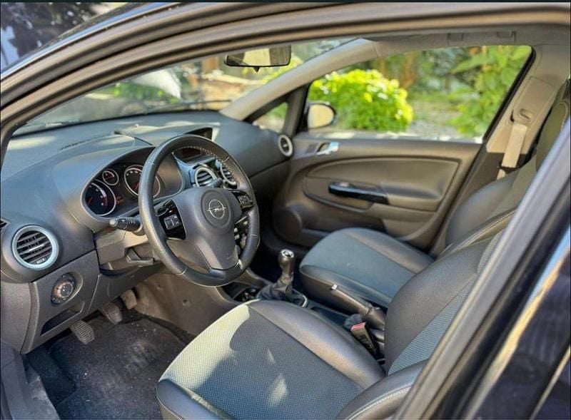 Usado Opel Corsa 80 HP (58 kW) 2008 Citadino