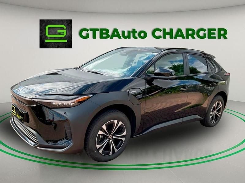 Preto Usado 2024 Toyota bZ4X Team SUV | € 36.900 (Preço justo) - Imagem 1/4