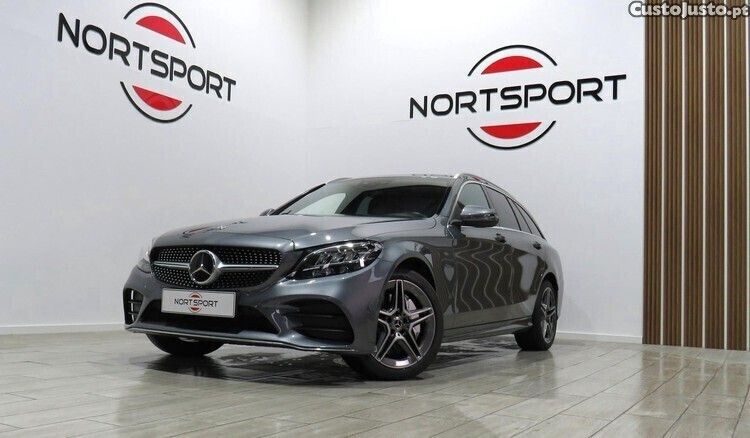 Cinza Usado 2020 Mercedes C300e AMG line | € 34.900 (Preço justo) - Imagem 1/1