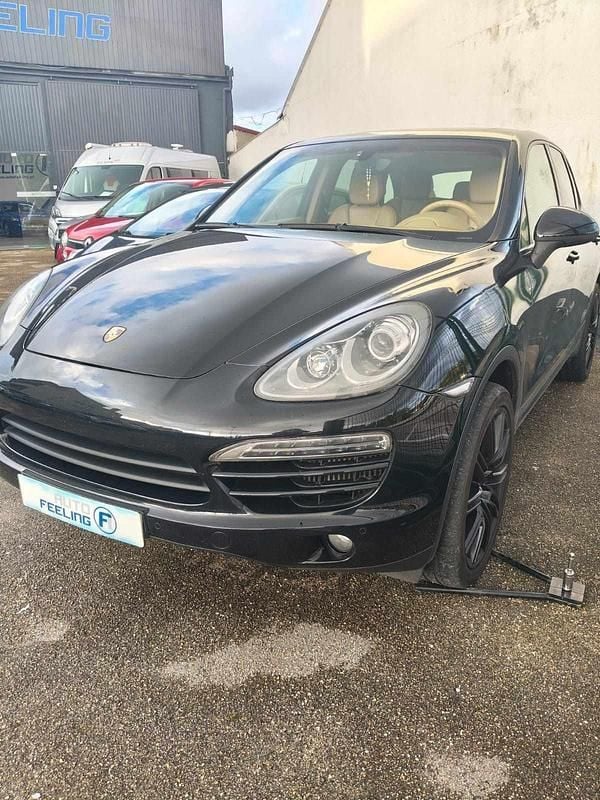Preto Usado 2012 Porsche Cayenne Edition SUV | € 32.500 (Preço justo) - Imagem 1/4