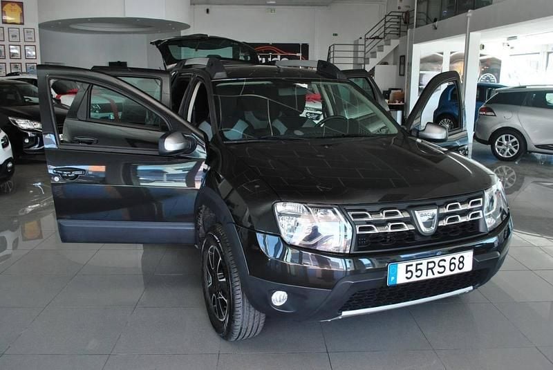Preto Usado 2016 Dacia Duster Prestige SUV | € 15.930 (Preço elevado) - Imagem 1/3