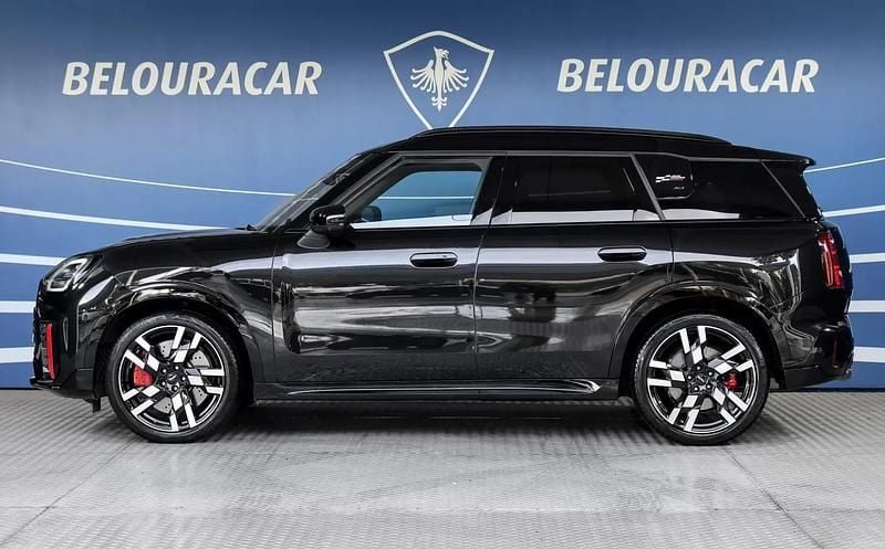 Usado Mini John Cooper Works Countryman 300 HP (220 kW) 2024 Preto SUV