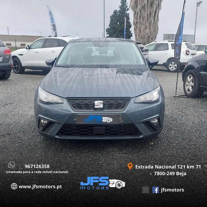 Usado Seat Ibiza Style 80 HP (58 kW) 2022 Cinza Citadino