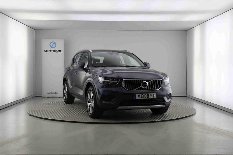 Usado Volvo XC40 Core 129 HP (94 kW) 2022 Azul SUV