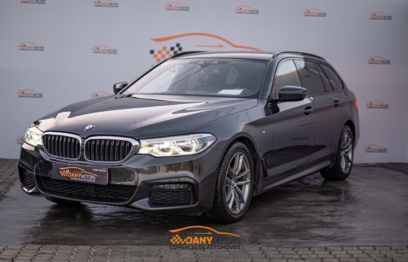 Cinzento Usado 2020 BMW 520 Performance Carrinha | € 37.500 (Preço justo) - Imagem 1/4