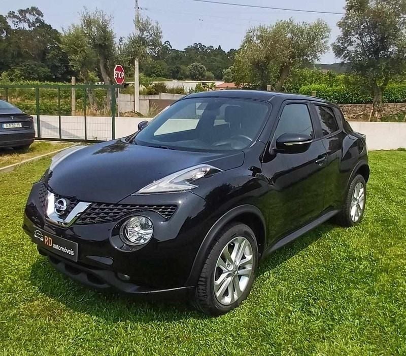 Preto Usado 2015 Nissan Juke SUV | € 13.000 (Caro) - Imagem 1/4