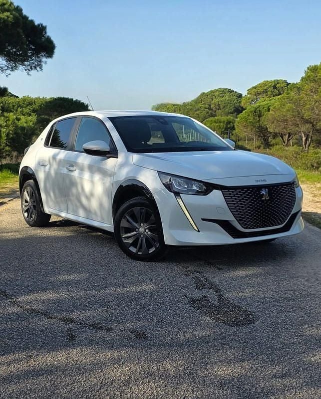 Usado Peugeot e-208 Style 100 kW (136 HP) 2021 Branco Citadino