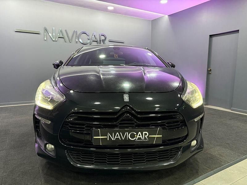 Usado Citroën DS5 Sport Chic 200 HP (147 kW) 2013 Preto Citadino