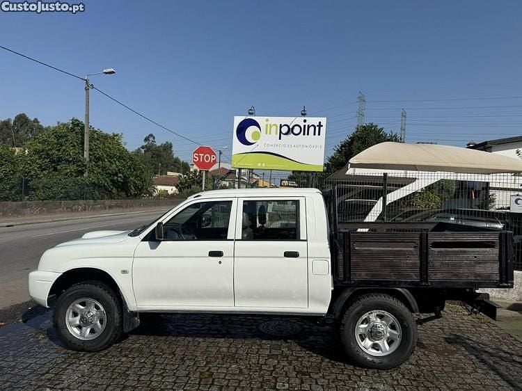 Branco Usado 2003 Mitsubishi L200 Pickup | € 13.750 (Preço justo) - Imagem 1/1