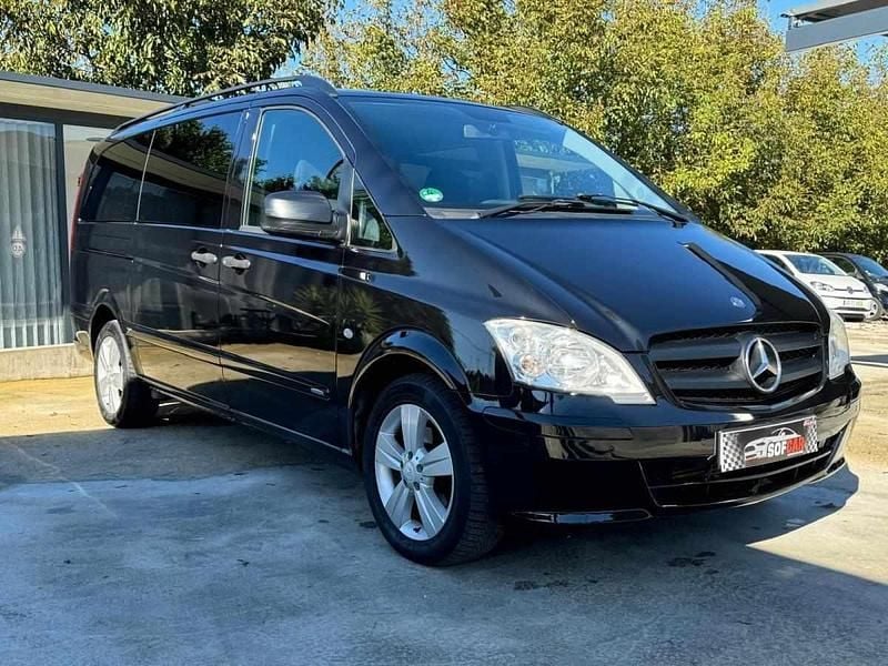 Preto Usado 2011 Mercedes Vito Van | € 21.500 - Imagem 1/4