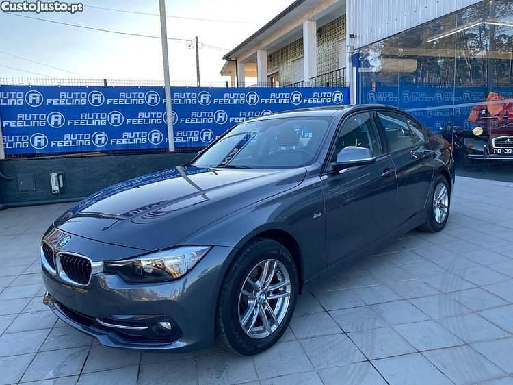 Cinza Usado 2016 BMW 318 Sport Line Sedan | € 18.900 (Preço elevado) - Imagem 1/1