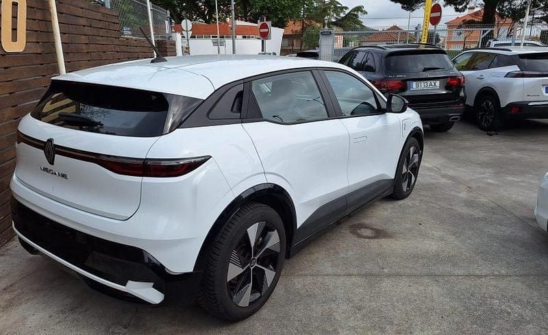 Usado Renault Mégane IV 95 kW (130 HP) 2022 Branco