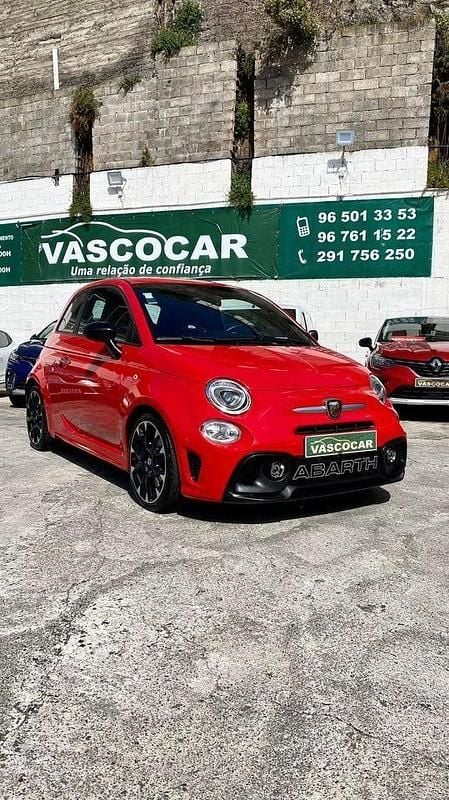 Usado Abarth 500 Pista 160 HP (117 kW) 2018 Vermelho Citadino
