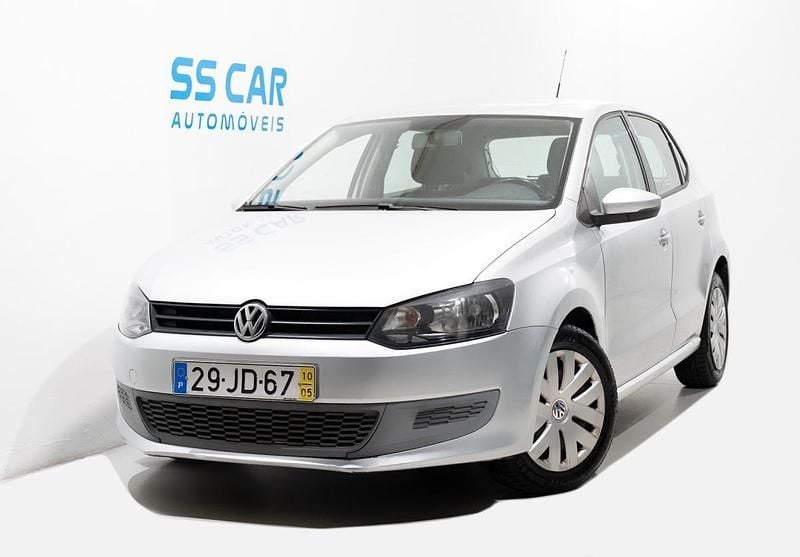 Cinza Usado 2010 VW Polo | € 6.490 (Preço justo) - Imagem 1/4