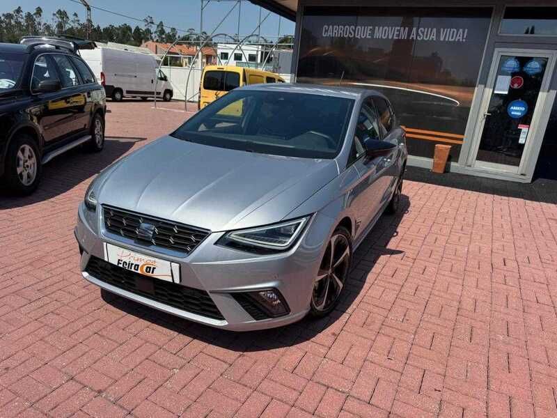 Cinza Usado 2024 Seat Ibiza FR | € 20.750 (Preço justo) - Imagem 1/4