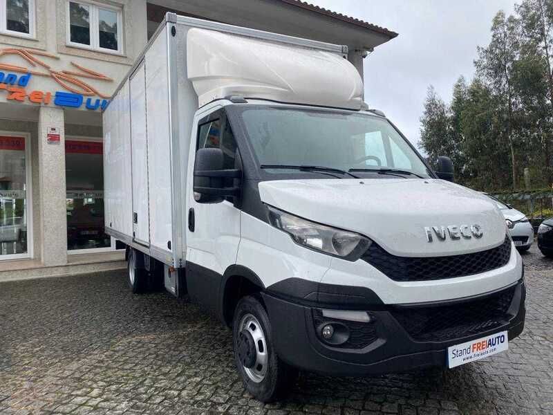Usado Iveco Daily 170 HP (125 kW) 2016 Branco